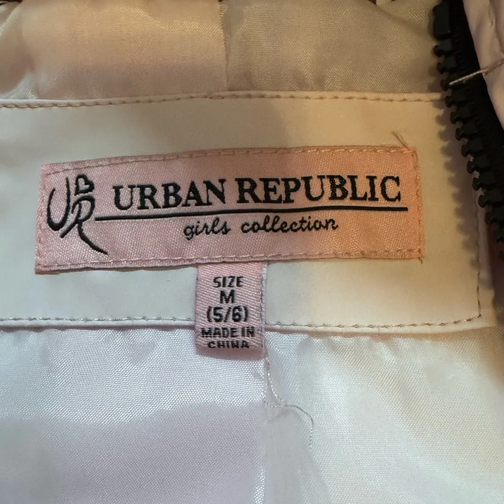 Urban Republic Girls Collection Rain jacket in Pink - Picture 4 of 4